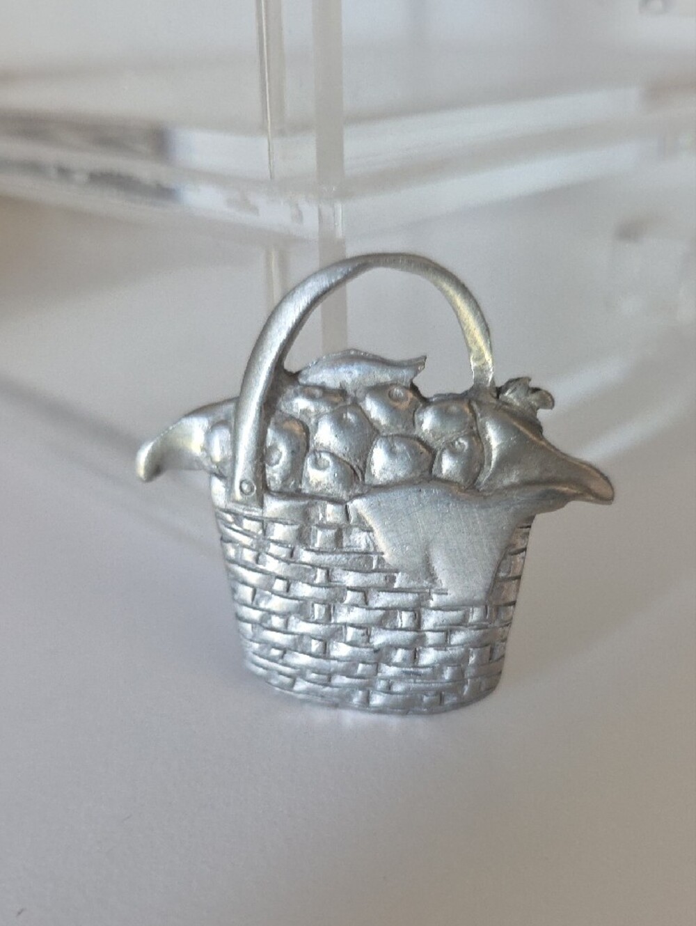 Vintage Pewter Apple Basket Brooch Pin Signed Longaberger 1992